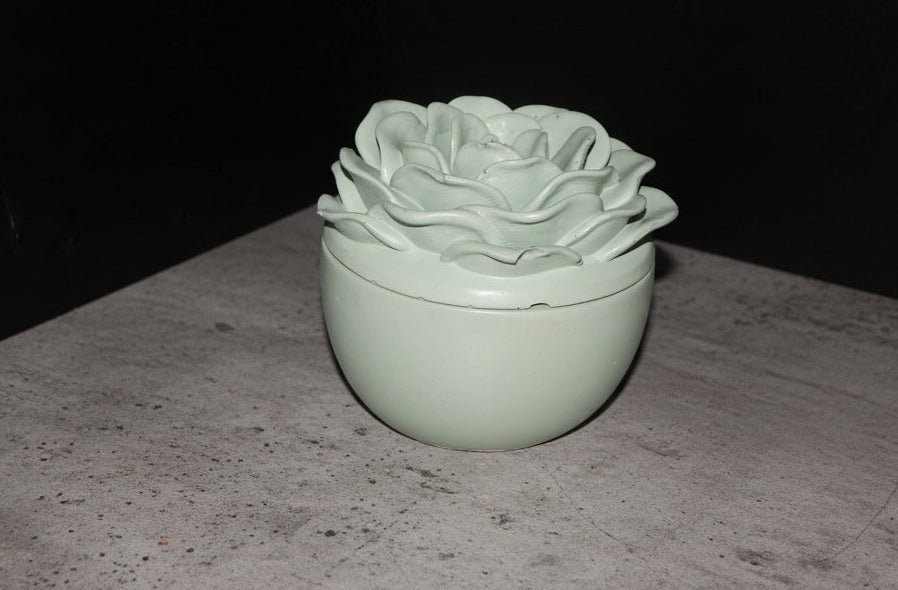 Elegant Silence -Jar