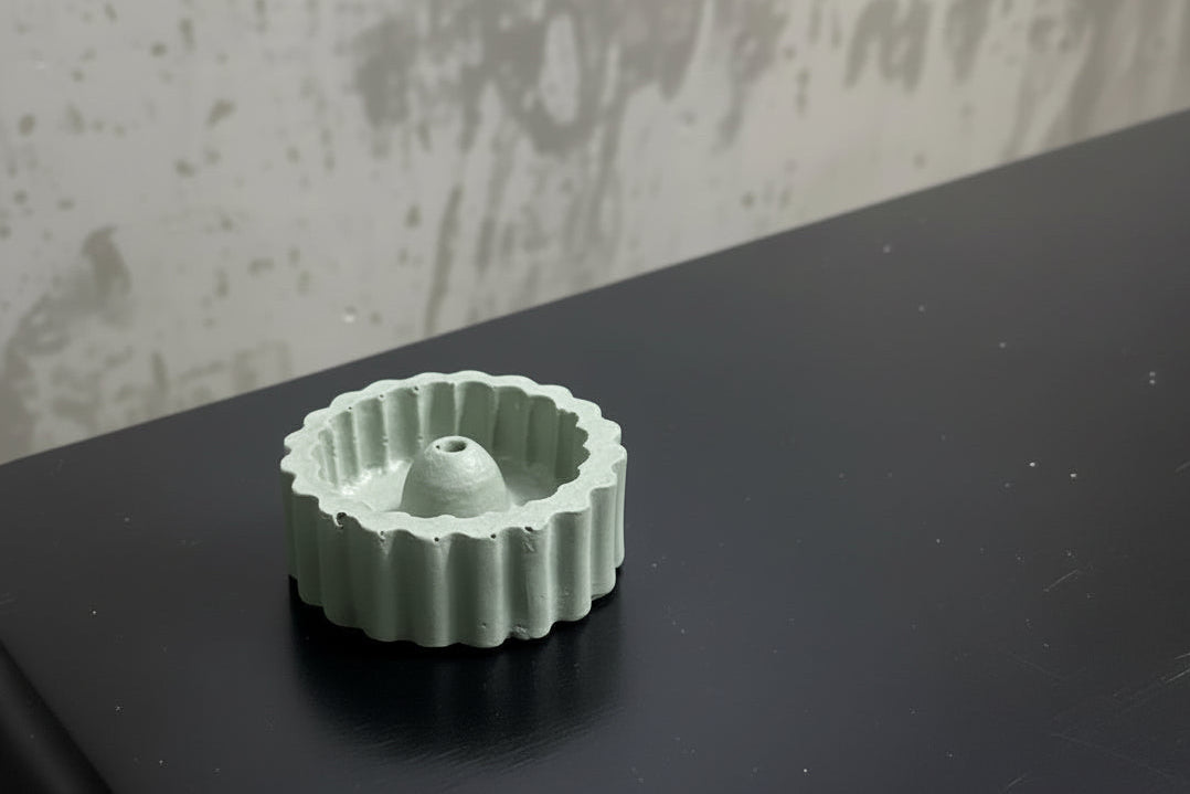 Ash Eclipse -Incense Holder