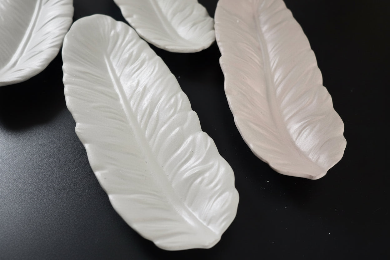 Fallen Feather -Dish