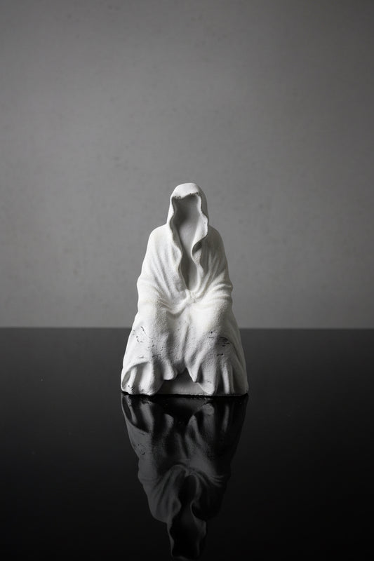 Vacant Treasure - Small Figurine